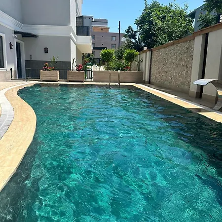 Noble House Mahmutlar * 알란야